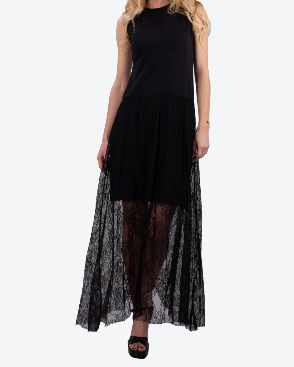 Abito Smanicato con Pizzo - Urbanize