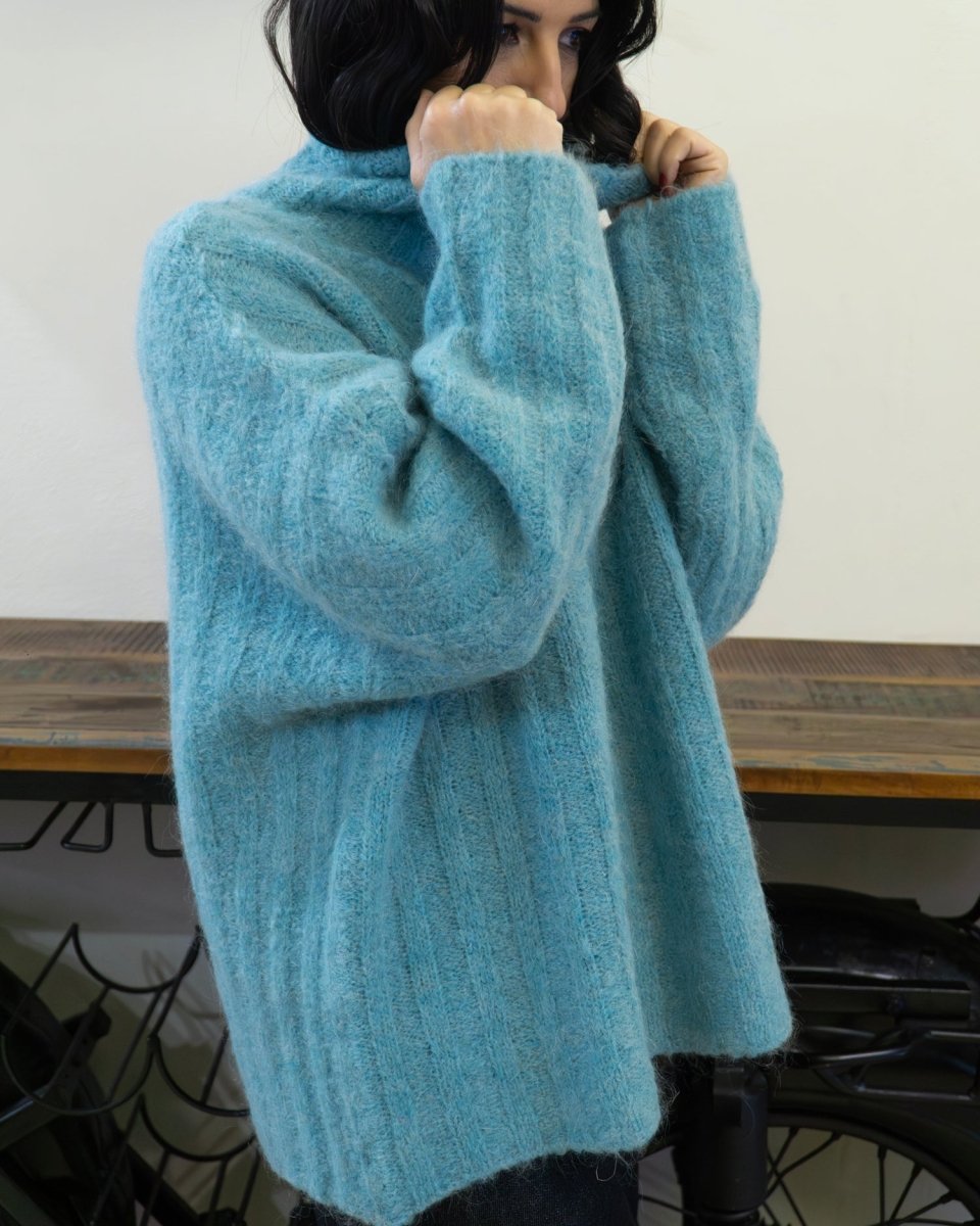 Maglione Fluffy Celeste - Urbanize