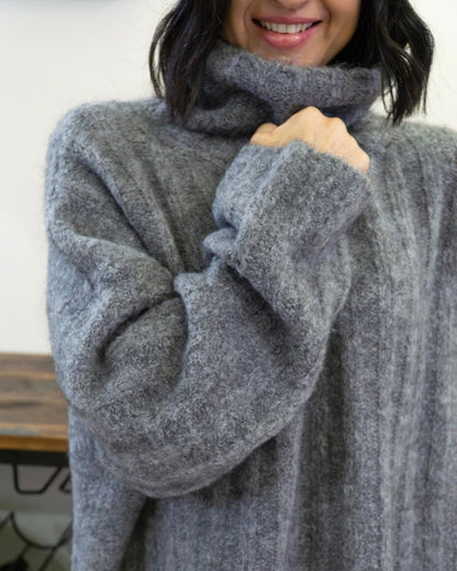 Maglione Fluffy Grigio Scuro - Urbanize